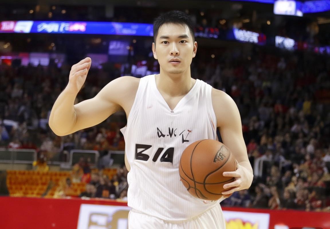 快船迎战强敌：NBA焦点对决前瞻及明星球员对决预测